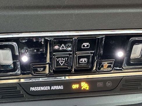 Used 2021 Lincoln Corsair Reserve w/ Equipment Group 201A image 40