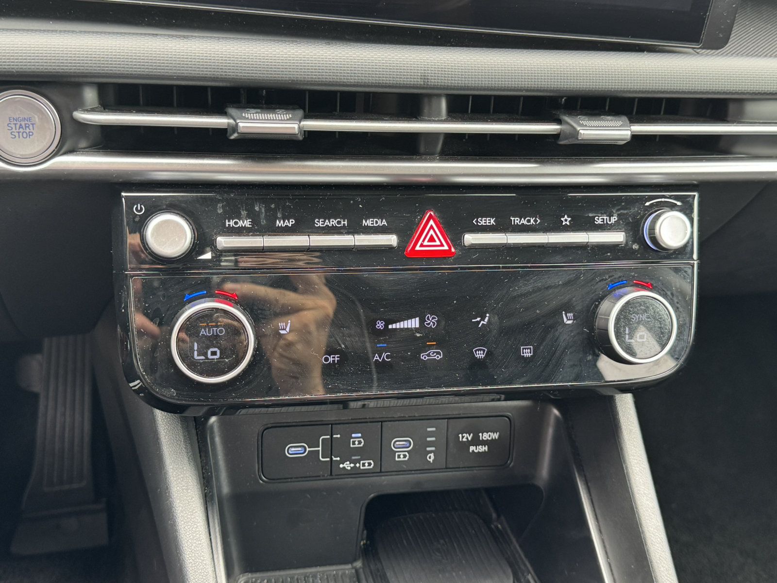 Used 2025 Hyundai Tucson SEL AWD/4WD image 29