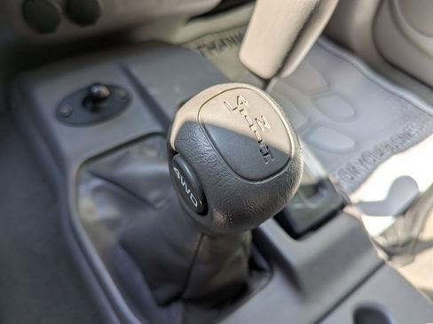 Used 2002 Toyota Tacoma 4x4 Xtracab V6 w/ SR5 Pkg w/ Chrome Pkg image 23