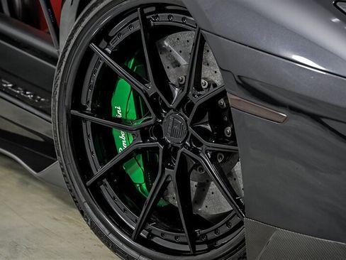 Used 2014 Lamborghini Aventador LP 700-4 AWD/4WD image 3