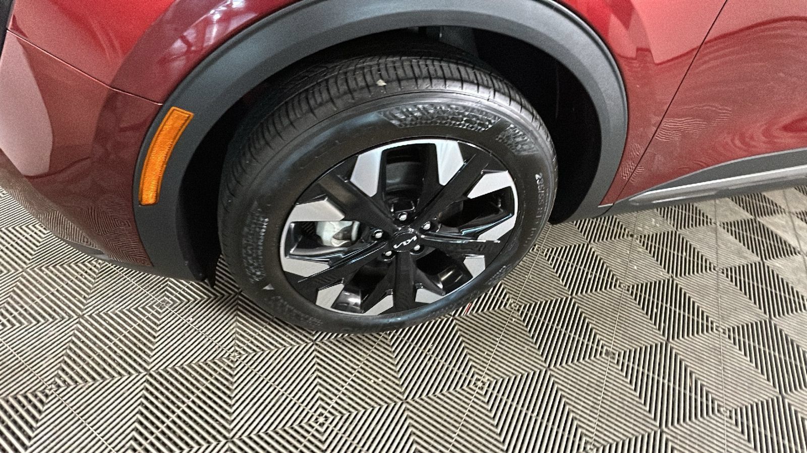Used 2024 Kia Sportage X-Line w/ X-Line Premium Package AWD/4WD image 11
