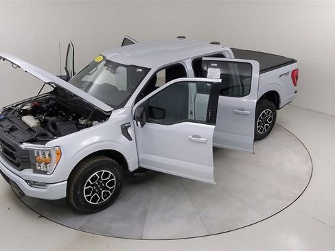 Certified 2022 Ford F150 XLT w/ Equipment Group 302A High image 56