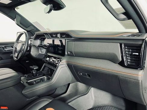 Used 2025 GMC Sierra 1500 AT4 w/ AT4 Premium Package image 21