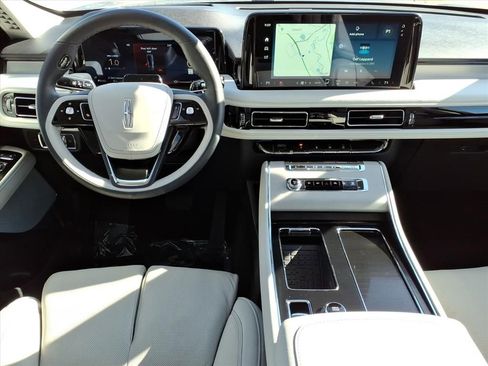 Used 2026 Lincoln Aviator Reserve w/ Luxury Package AWD/4WD image 15