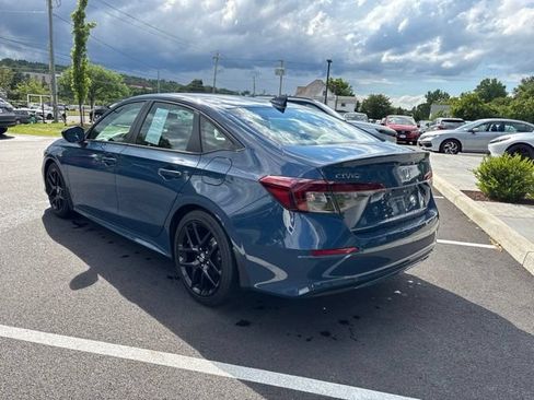 Certified 2025 Honda Civic Sport image 8