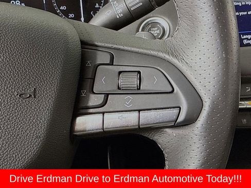 Used 2023 Cadillac XT4 Sport image 13