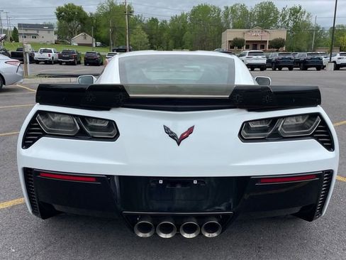 Used 2018 Chevrolet Corvette Z06 RWD image 6