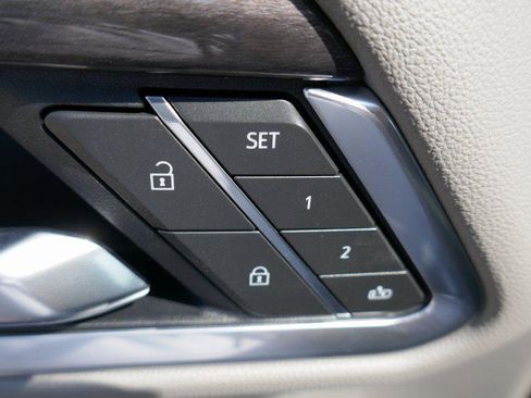 New 2026 Chevrolet Silverado 1500 LTZ w/ LTZ Premium Package image 18