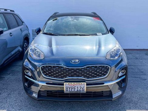 Used 2022 Kia Sportage EX FWD image 2
