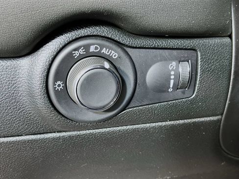 Used 2024 Dodge Durango R/T w/ Tow 'N Go Group AWD/4WD image 13