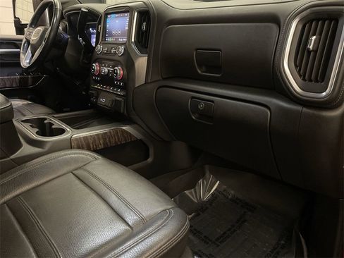 Used 2020 GMC Sierra 2500 Denali w/ Denali Ultimate Package image 22