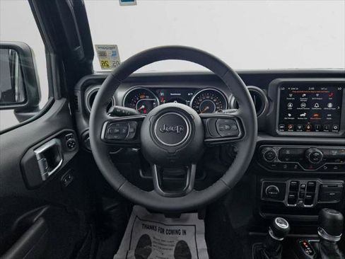 Certified 2023 Jeep Wrangler Unlimited Sport AWD/4WD image 12