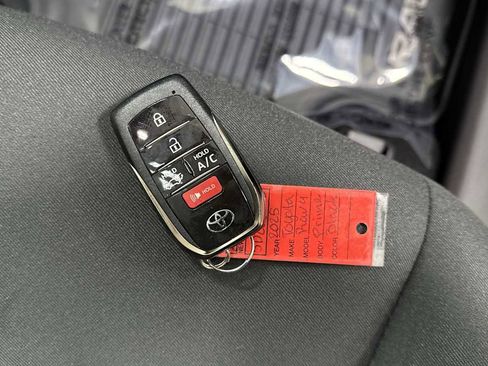 New 2025 Toyota RAV4 SE image 32