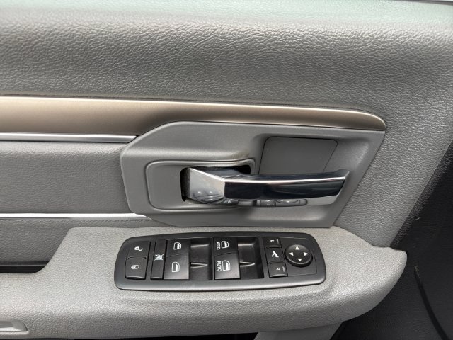 Used 2016 RAM 1500 Big Horn AWD/4WD image 18