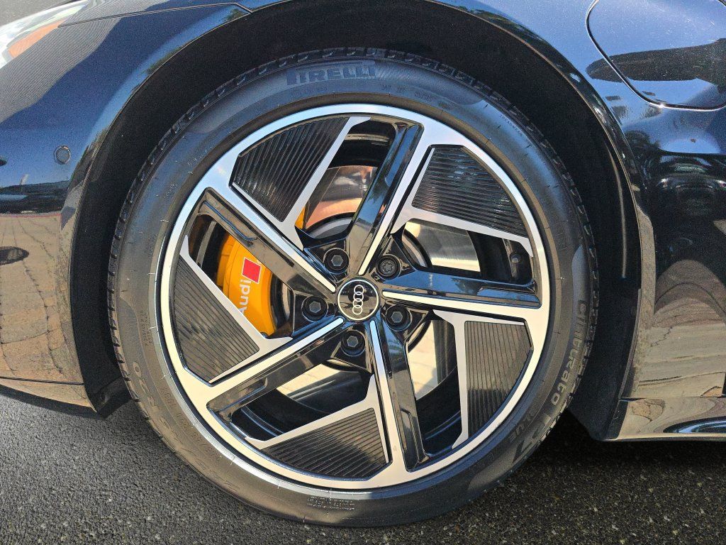 Used 2024 Audi RS e-tron GT w/ Carbon Performance Package AWD/4WD image 36