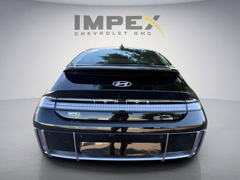 Used 2024 Hyundai Ioniq 6 SE RWD image 4
