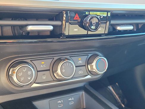 New 2026 Nissan Kicks S image 26