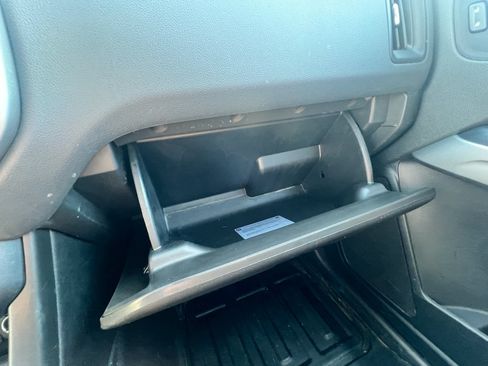Used 2022 Chevrolet Colorado LT w/ Fleet Safety Package RWD image 29