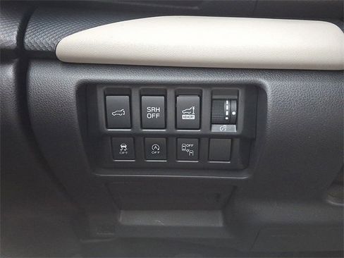 Used 2023 Subaru Forester Limited image 25