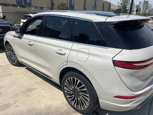 Used 2022 Lincoln Corsair Grand Touring w/ Elements Technology Bundle image 8