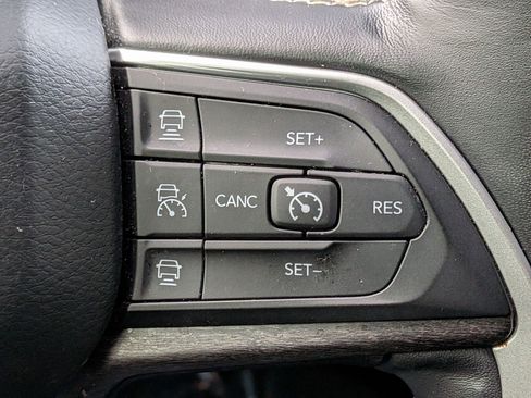 Certified 2021 Jeep Grand Cherokee L Limited image 21