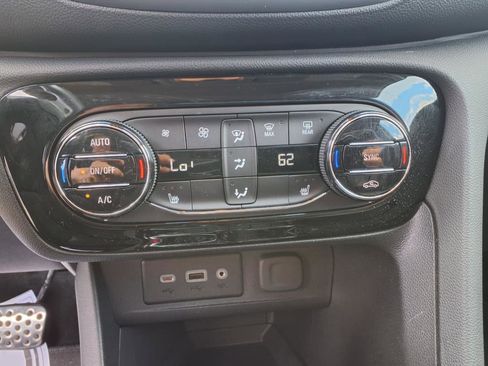 Certified 2023 Buick Encore GX Select w/ Sport Touring Package image 32