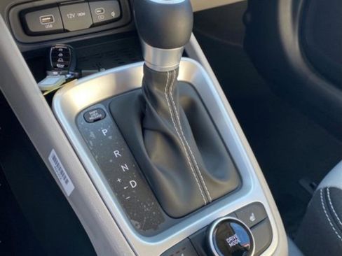 New 2026 Hyundai Venue SEL image 25