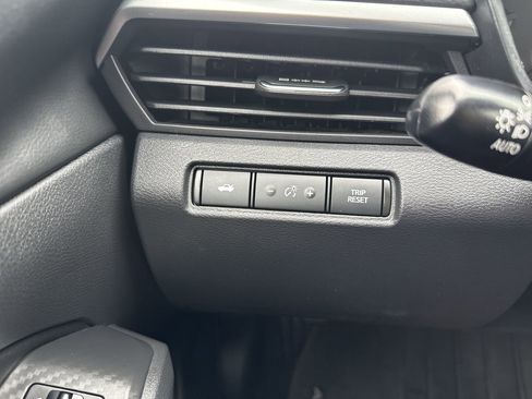 Used 2022 Nissan Altima 2.5 SR w/ Midnight Edition Package image 16