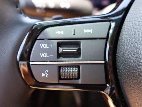 Used 2025 Honda Accord Touring image 21