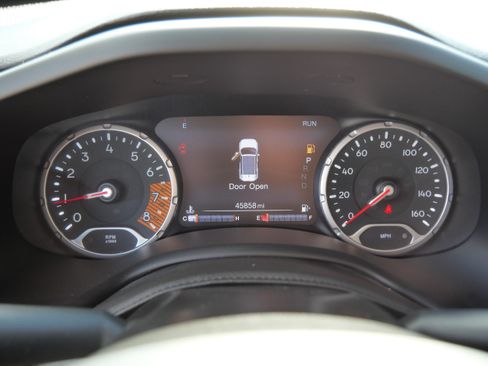 Used 2020 Jeep Renegade Limited w/ Trailer Tow Group AWD/4WD image 21