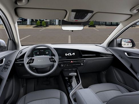 New 2025 Kia Niro EX image 15