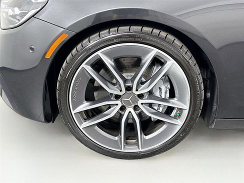 Used 2022 Mercedes-Benz E 53 AMG 4MATIC Sedan image 49