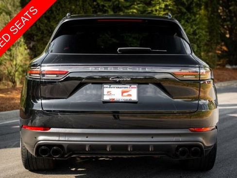 Used 2023 Porsche Cayenne Platinum Edition AWD/4WD image 18