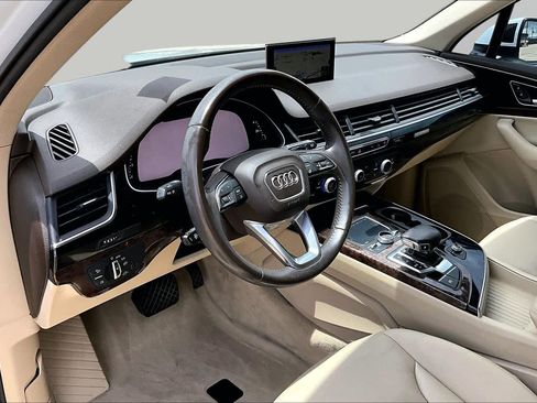 Used 2017 Audi Q7 3.0T Premium Plus AWD/4WD image 18