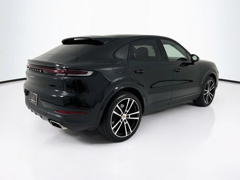 Used 2025 Porsche Cayenne Coupe AWD/4WD image 9