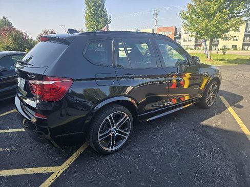 Used 2017 BMW X3 xDrive28i AWD/4WD image 4