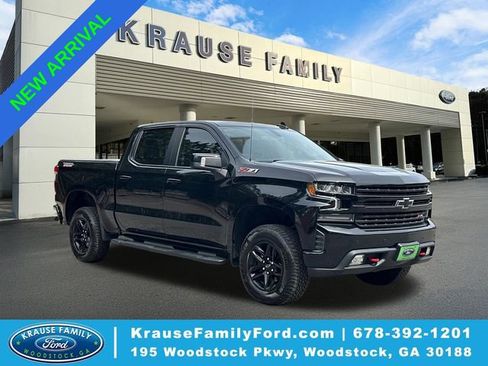 Used 2021 Chevrolet Silverado 1500 LT Trail Boss w/ Convenience Package II AWD/4WD image 1