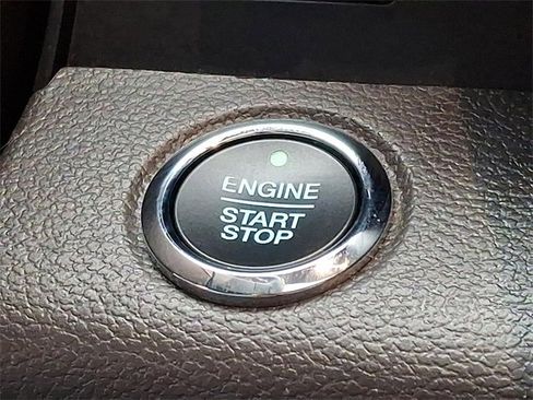 Used 2020 Ford Expedition Max XLT w/ Equipment Group 202A image 24