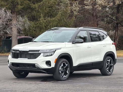 New 2026 Kia Seltos LX image 8