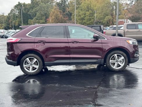 Used 2023 Ford Edge SEL w/ Convenience Package image 4