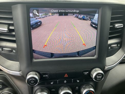 Used 2021 RAM 1500 Big Horn AWD/4WD image 10