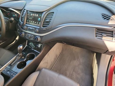 Used 2019 Chevrolet Impala LT w/ LT Leather Package image 27