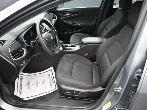 Used 2024 Chevrolet Malibu LT image 11