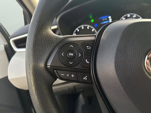 Used 2023 Toyota Corolla LE image 30