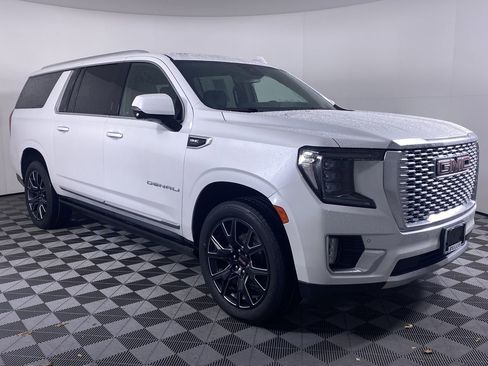 Certified 2023 GMC Yukon XL Denali image 22