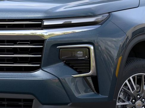 New 2026 Chevrolet Traverse LT w/ Driver Confidence Package AWD/4WD image 10