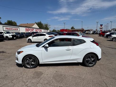 Used 2019 Hyundai Veloster 2.0 FWD image 5