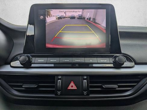 Used 2024 Kia Forte LXS image 13