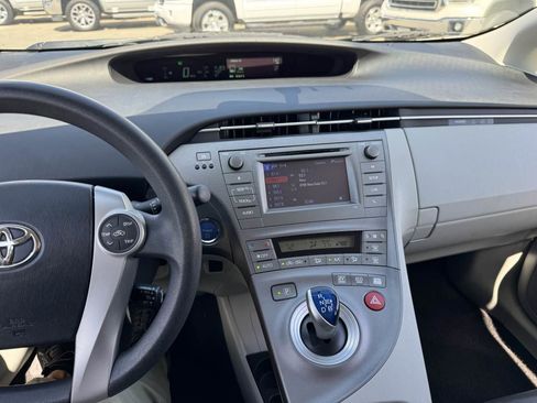 Used 2013 Toyota Prius Two FWD image 24