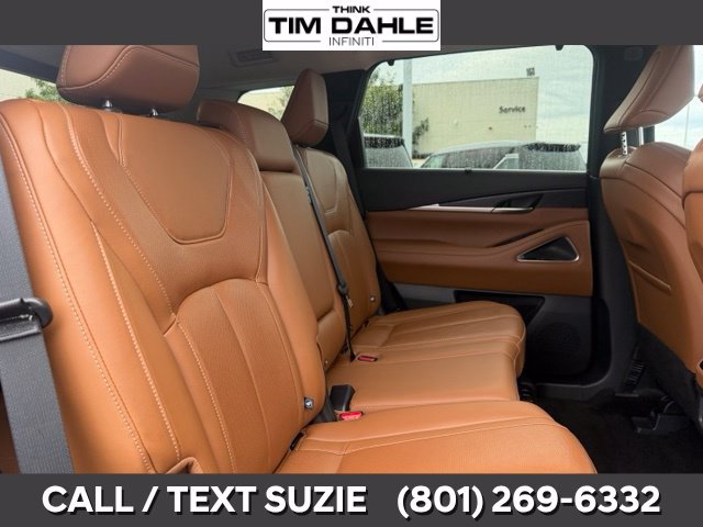 Used 2025 INFINITI QX60 Sensory w/ Vision Package AWD/4WD image 13